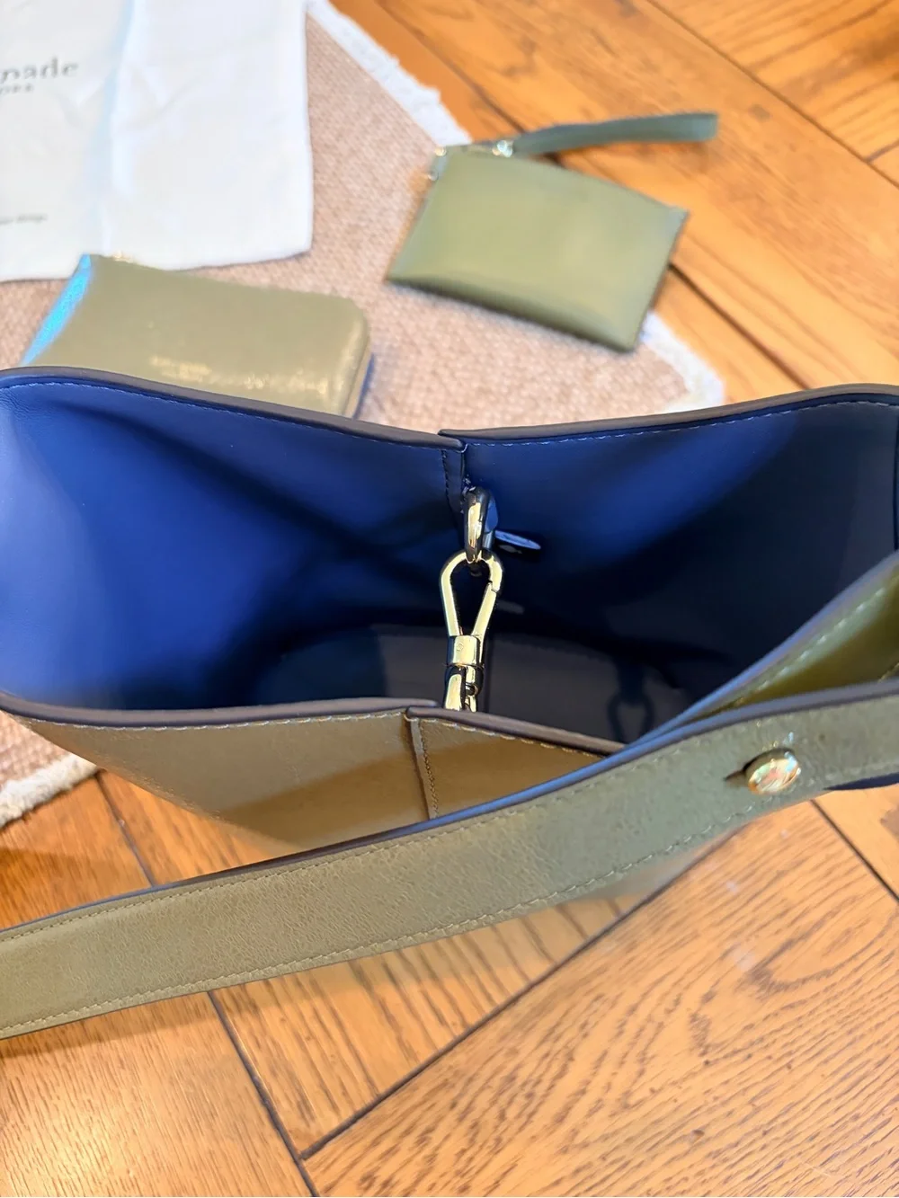 KATE SPADE NWOT HALO LEATHER MINI BUCKET BAG DRIED THYME + MATCHING WALLET